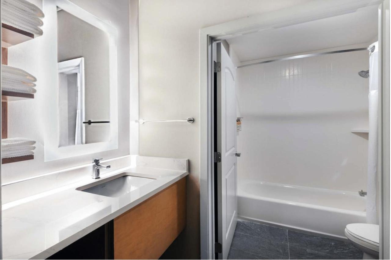 Staybridge Suites Waco South - Woodway By Ihg Екстериор снимка
